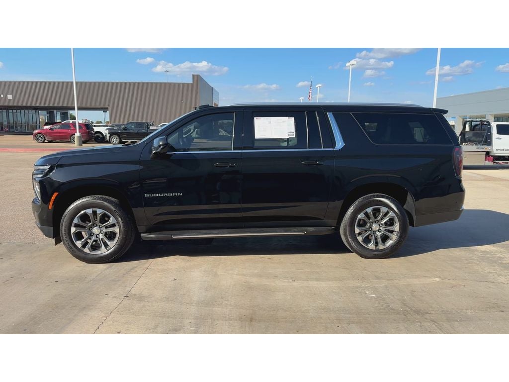 2025 Chevrolet Suburban LS