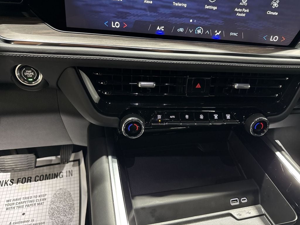 2025 Chevrolet Suburban LS