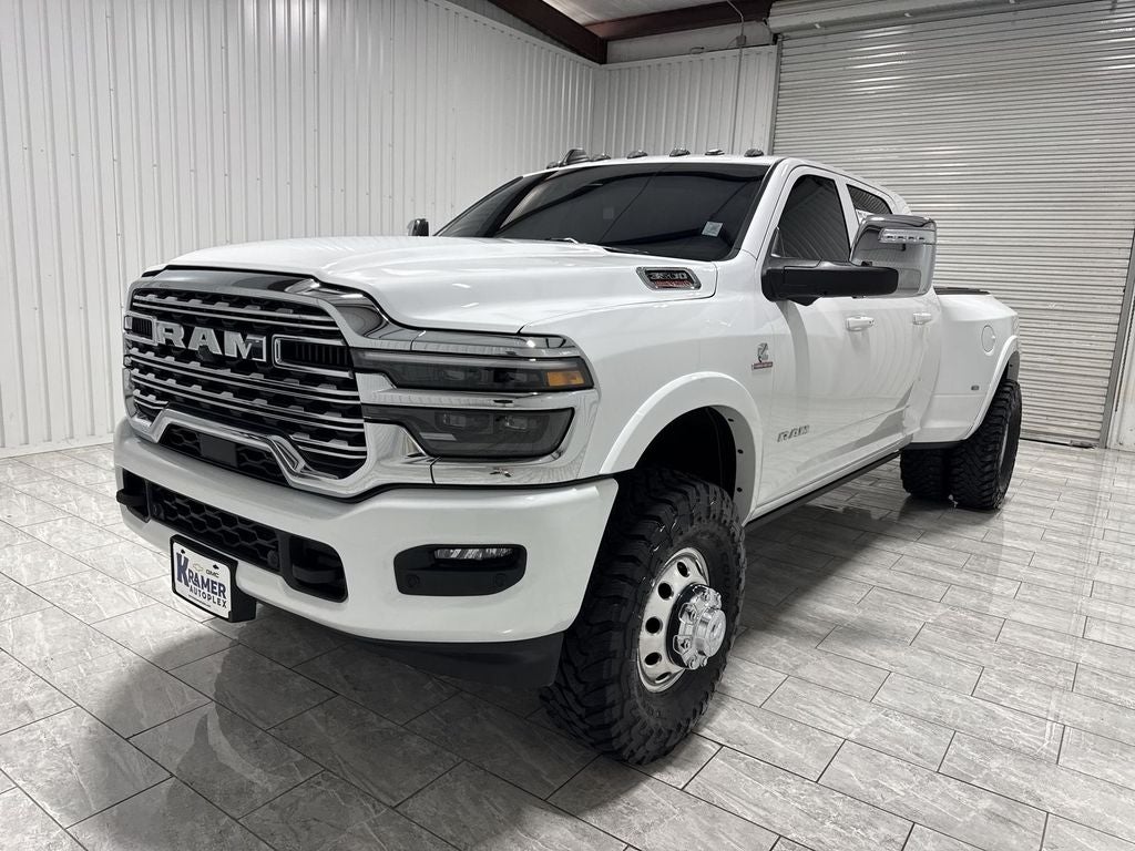 2025 RAM 3500 LimitedLimited Longhorn Mega Cab 4x4 6'4" Box