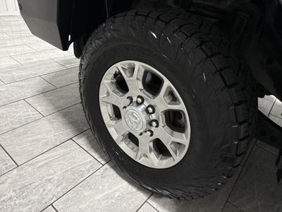 2024 RAM 2500 Laramie Crew Cab 4x4 6'4" Box