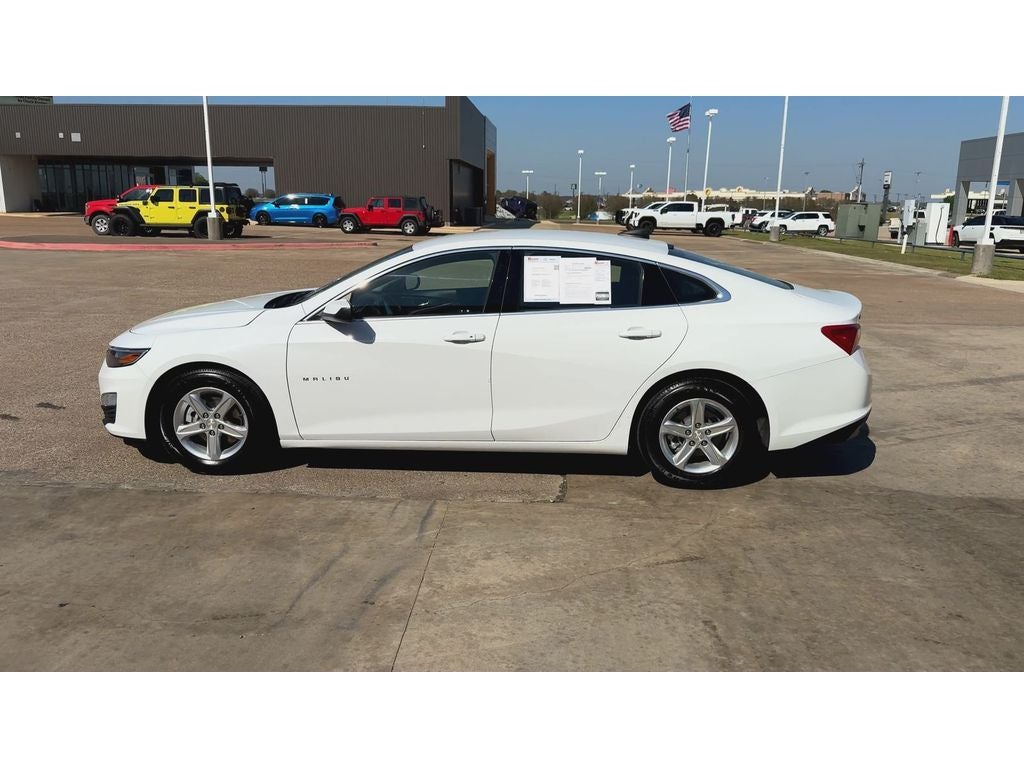 2022 Chevrolet Malibu LS