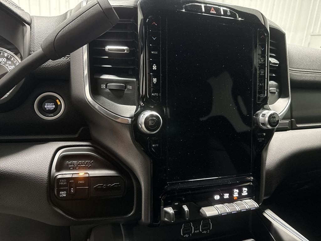 2024 RAM 3500 Laramie Crew Cab 4x4 6'4" Box
