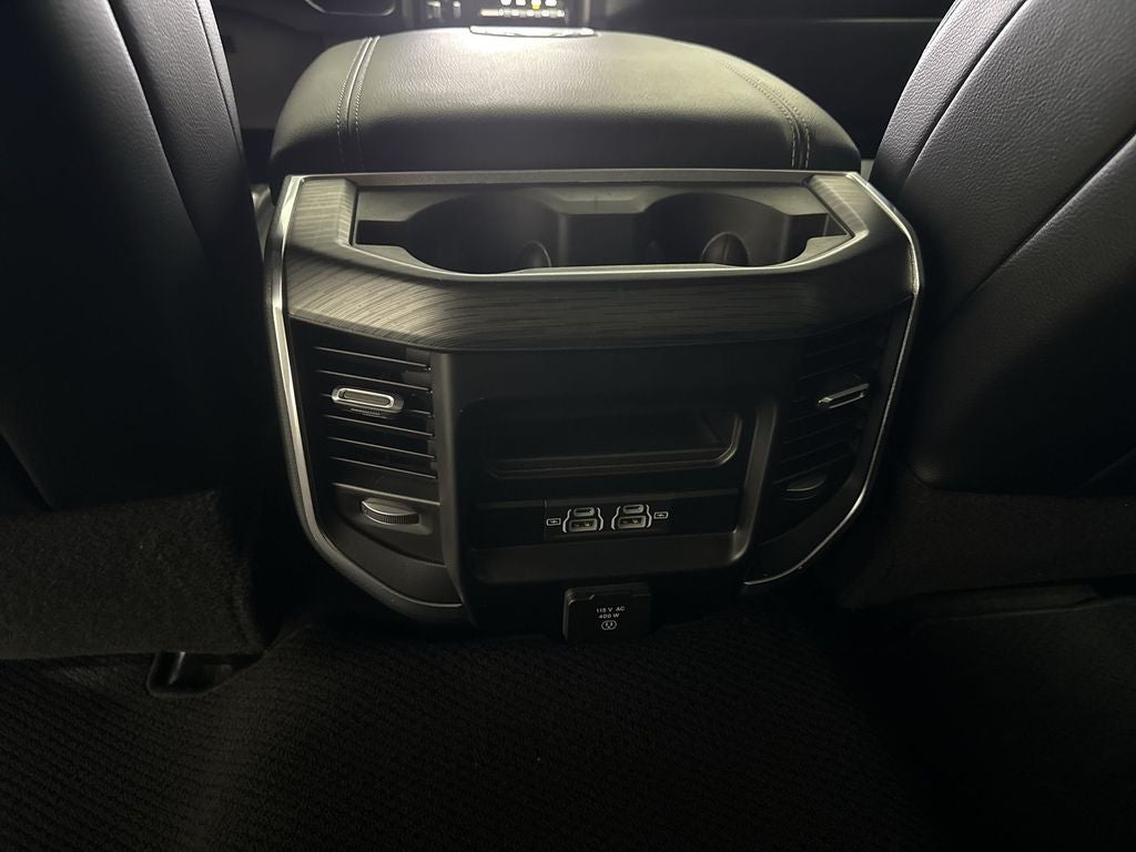 2024 RAM 3500 Laramie Crew Cab 4x4 6'4" Box