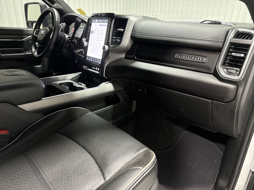 2024 RAM 3500 Laramie Crew Cab 4x4 6'4" Box