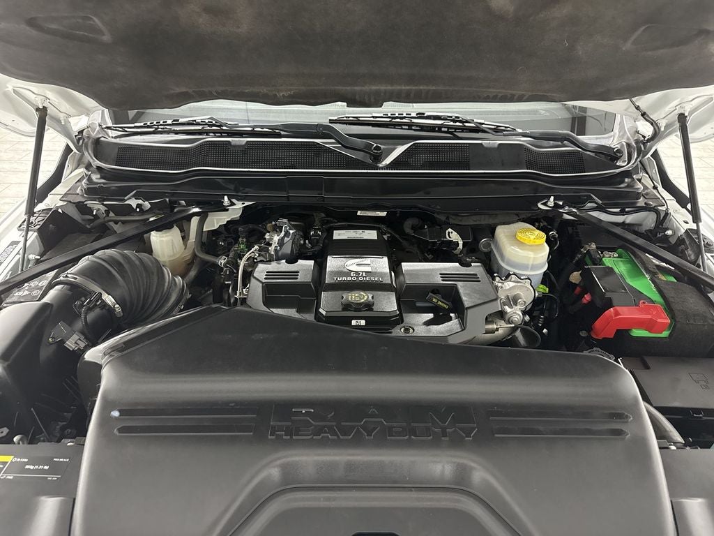 2022 RAM 2500 Laramie Crew Cab 4x4 6'4" Box