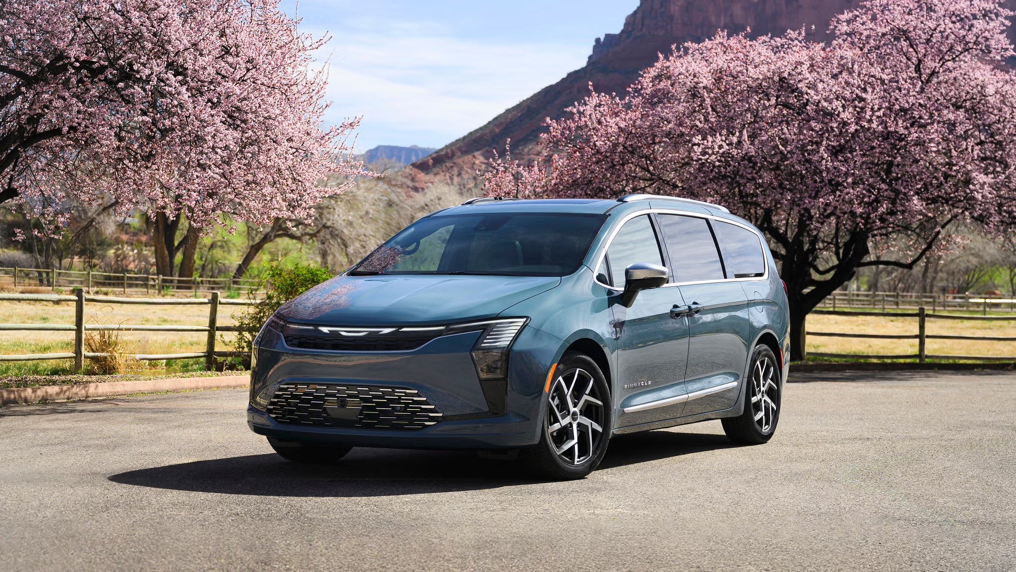 2027 Chrysler Pacifica Select at Kramer CDJR of Madisonville